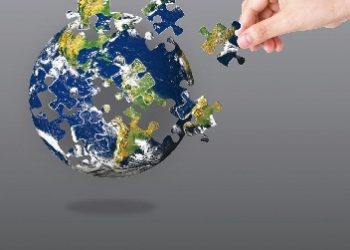 Praca zbiorowa – Multilateralism in a changing world order